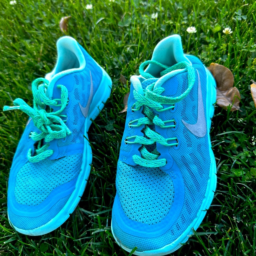 Nike Kids Free 5.0 (GS) Running Shoe